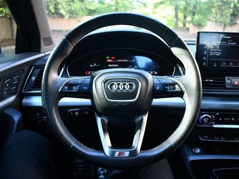 Used 2021 Audi SQ5 Premium Plus w/ Premium Plus Package image 20