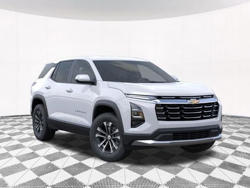 New 2026 Chevrolet Equinox LT AWD/4WD image 13