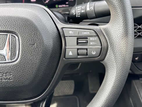 Used 2025 Honda Accord SE image 14