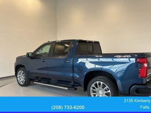 Used 2020 Chevrolet Silverado 1500 RST w/ All-Star Edition AWD/4WD image 6