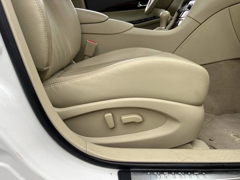 Used 2010 INFINITI EX35 Journey image 12
