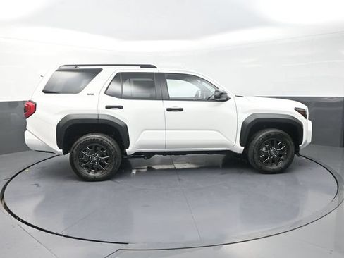 Used 2026 Toyota 4Runner SR5 RWD image 9