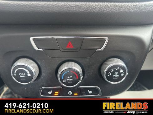 Used 2018 Jeep Compass Altitude image 25