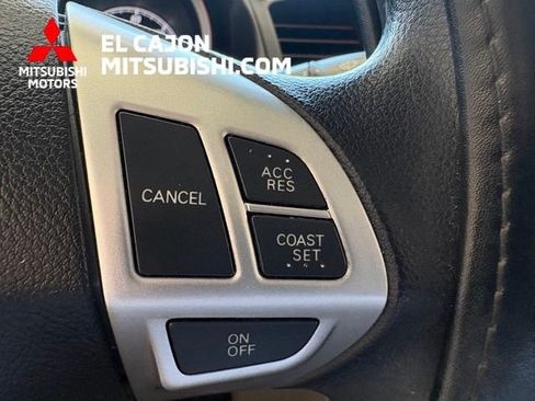 Used 2016 Mitsubishi Lancer ES FWD image 17
