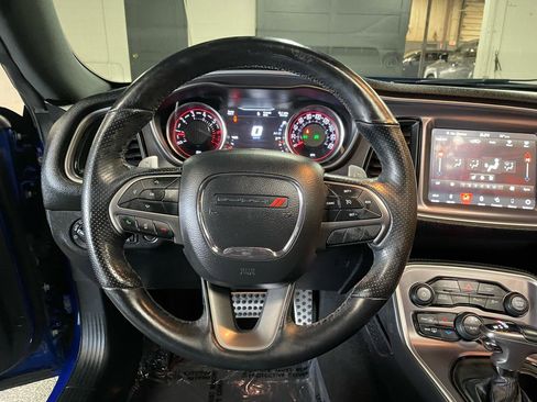 Used 2019 Dodge Challenger R/T Scat Pack w/ Plus Package RWD image 19