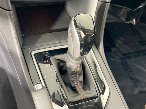 Used 2023 Subaru Crosstrek 2.5i Limited image 17