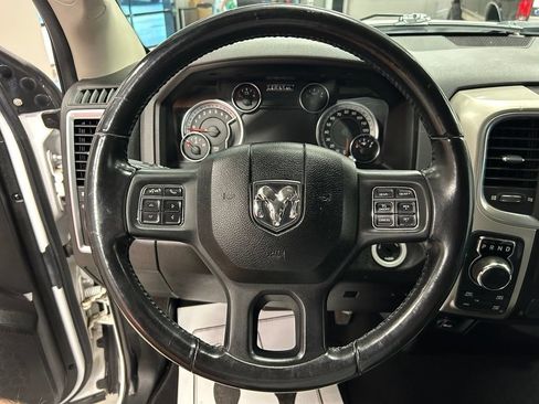 Used 2019 RAM 1500 Big Horn AWD/4WD image 10