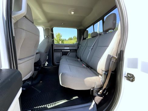 Used 2019 Ford F150 XLT w/ Equipment Group 302A Luxury AWD/4WD image 20