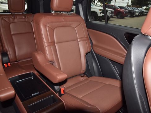 New 2026 Lincoln Aviator Reserve RWD image 23