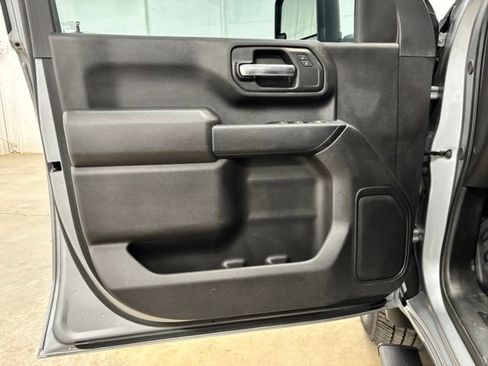 Used 2025 GMC Sierra 2500 Pro AWD/4WD image 18