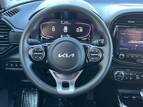 Certified 2023 Kia Soul S FWD image 13