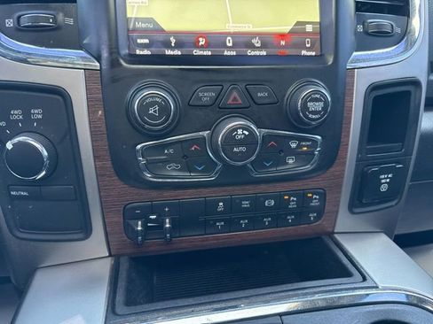 Used 2018 RAM 3500 Laramie image 38