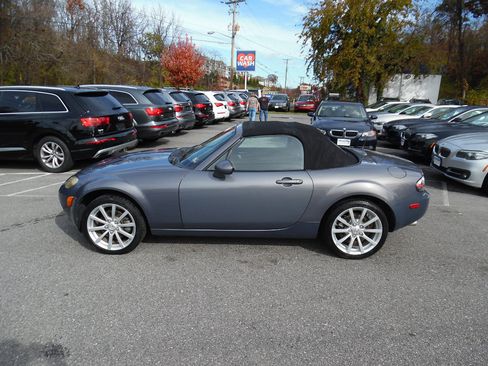 Used 2008 MAZDA MX-5 Miata Grand Touring image 3