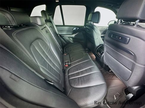 Used 2019 BMW X5 xDrive50i w/ Luxury Seating Package image 29