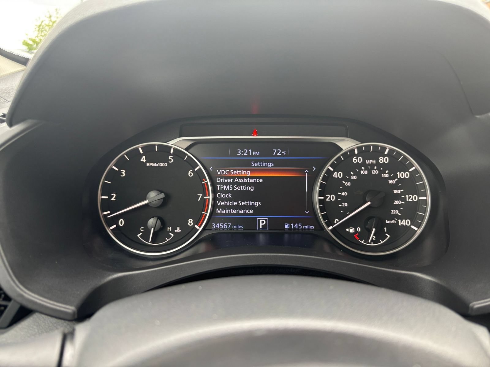 Used 2025 Nissan Altima 2.5 SV FWD image 38