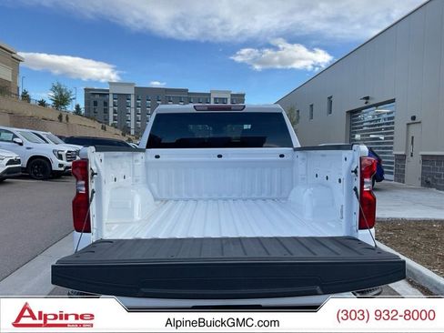 Used 2022 Chevrolet Silverado 1500 Custom AWD/4WD image 19