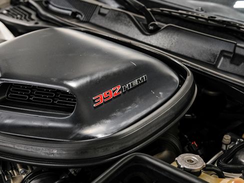 Used 2017 Dodge Challenger R/T Scat Pack RWD image 60