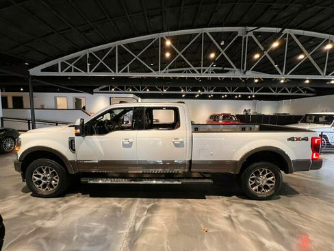 Used 2022 Ford F250 King Ranch image 2