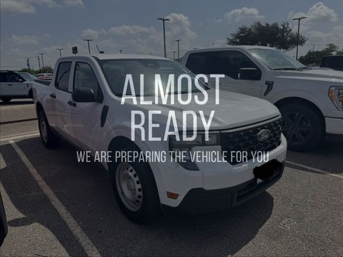 Used 2025 Ford Maverick XL FWD image 5