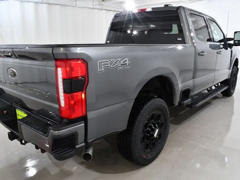 New 2026 Ford F350 Lariat w/ Black Appearance Package image 11