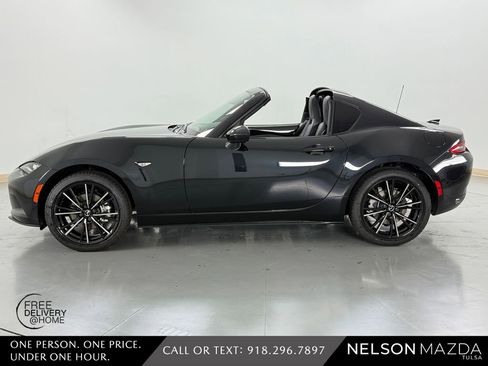 New 2026 MAZDA MX-5 Miata RF Grand Touring RWD image 11
