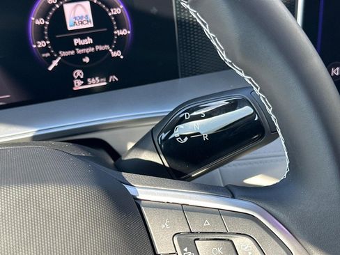 New 2025 Volkswagen Tiguan SE AWD/4WD image 13
