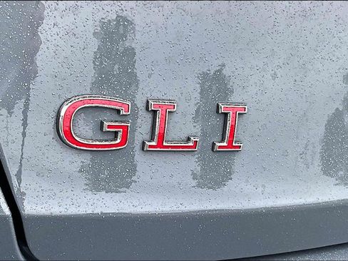 Used 2022 Volkswagen Jetta GLI Autobahn FWD image 21