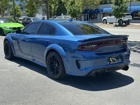 Used 2021 Dodge Charger SRT Hellcat RWD image 12