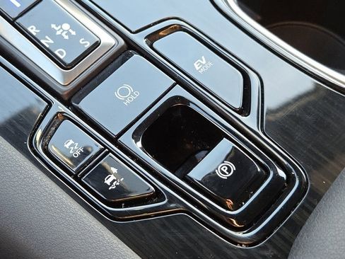 Used 2023 Lexus RX 350h image 16