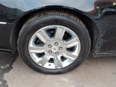 Used 2010 Cadillac DTS Platinum FWD image 9