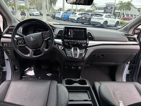 Certified 2024 Honda Odyssey Touring image 32