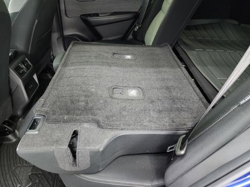 Used 2023 Nissan Rogue SV image 33