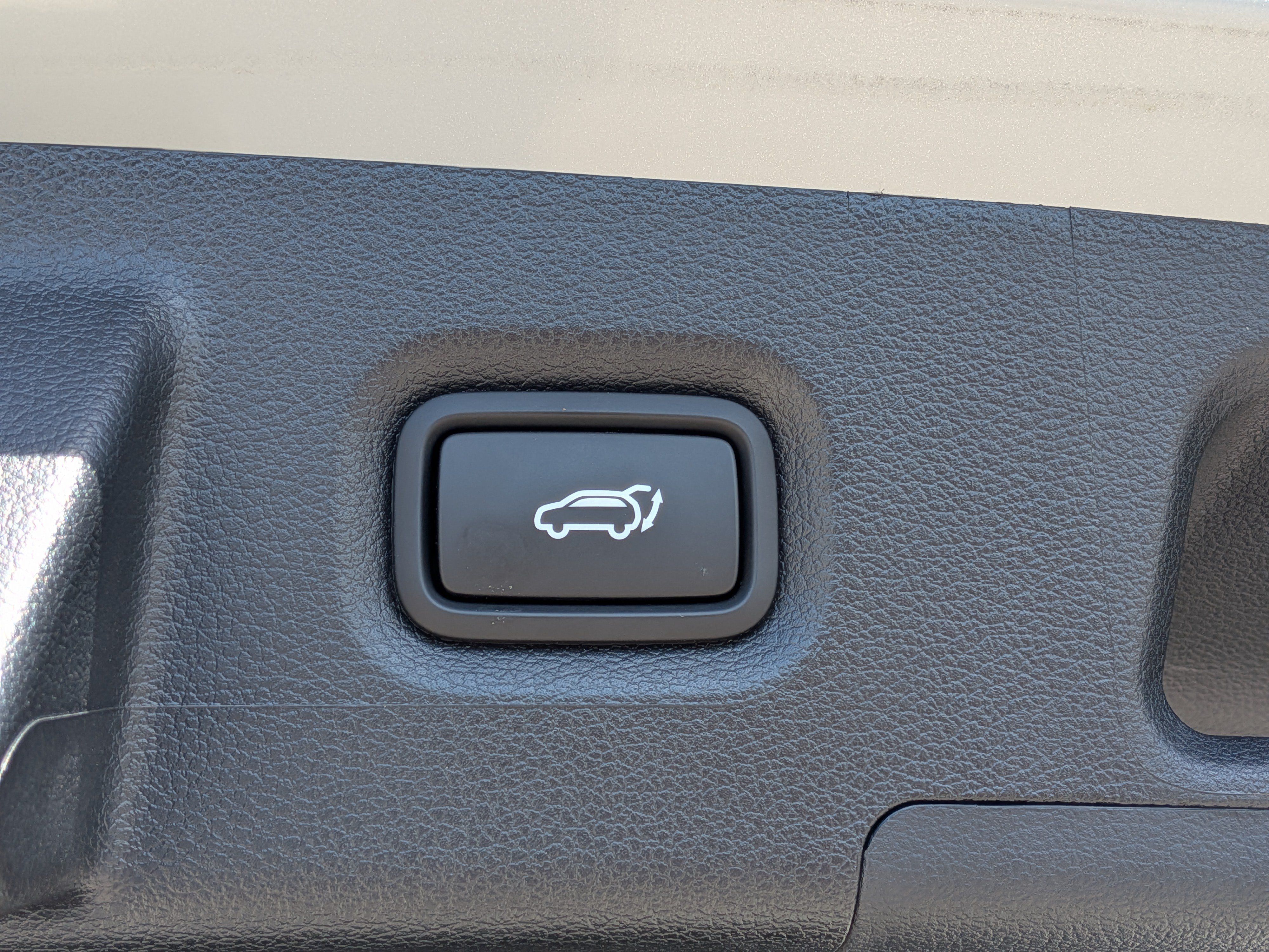 Used 2023 Hyundai Santa Fe Calligraphy FWD image 14