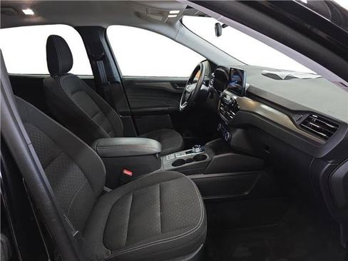 Certified 2025 Ford Escape Active AWD/4WD image 15