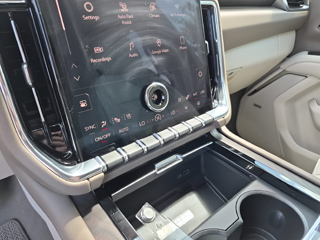 New 2026 GMC Yukon Denali w/ Denali Reserve Package AWD/4WD image 22