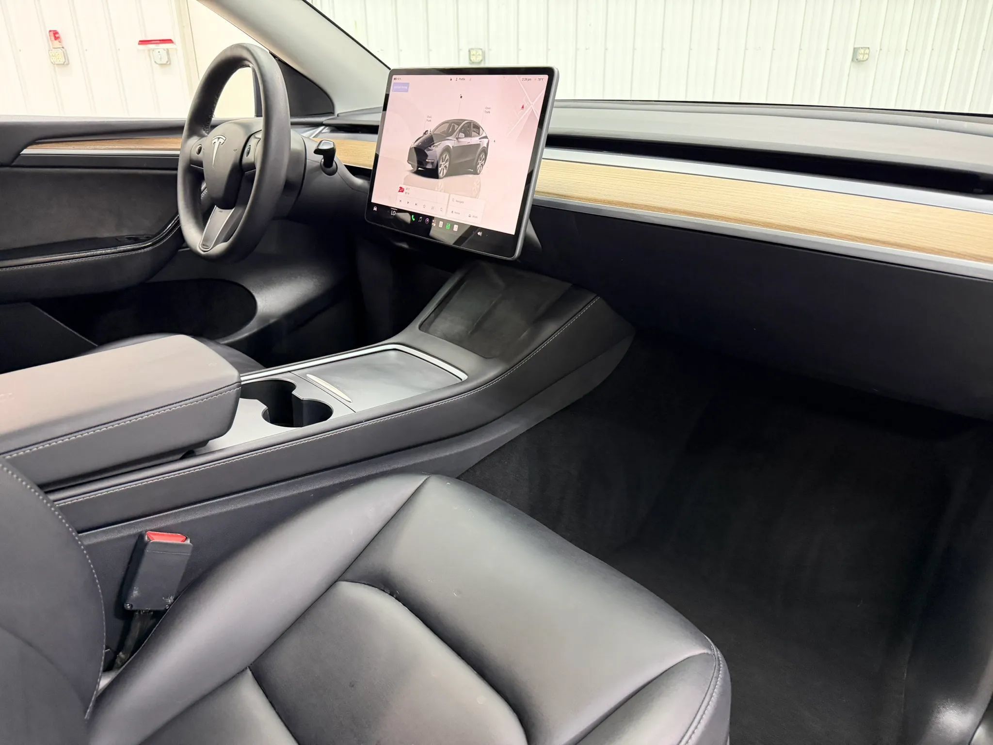 Used 2023 Tesla Model Y Long Range AWD/4WD image 14