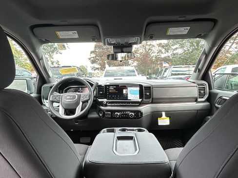 New 2026 GMC Sierra 1500 Elevation image 26