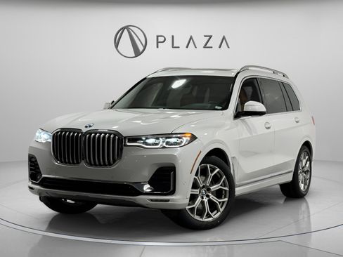 Used 2021 BMW X7 xDrive40i w/ Premium Package image 1