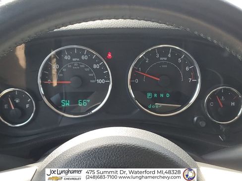 Used 2015 Jeep Wrangler Unlimited Rubicon AWD/4WD image 13