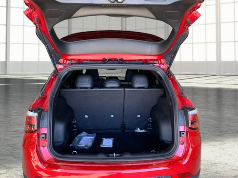 Used 2025 Jeep Compass Latitude w/ Altitude Special Edition image 11