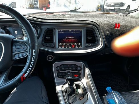 Used 2022 Dodge Challenger R/T w/ Plus Package image 8