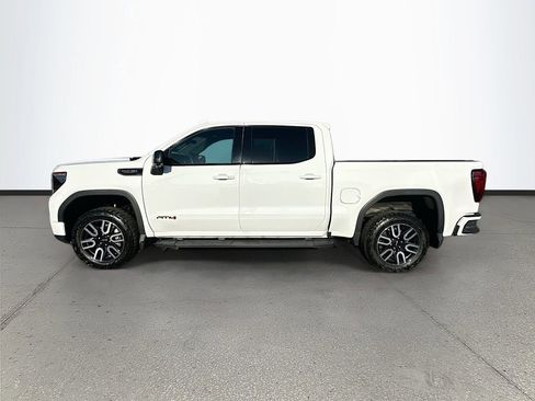 Used 2024 GMC Sierra 1500 AT4 w/ Technology Package image 4