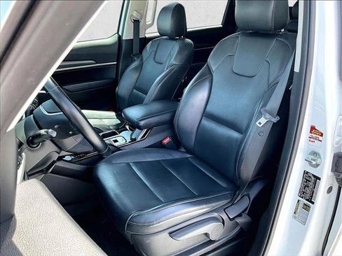 Used 2021 Kia Telluride LX FWD image 27