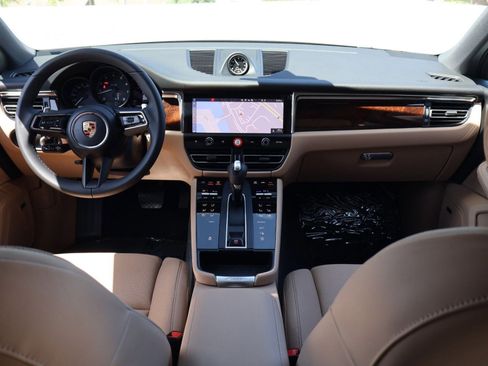 New 2026 Porsche Macan AWD/4WD image 21