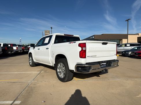 Used 2025 Chevrolet Silverado 1500 LTZ AWD/4WD image 9