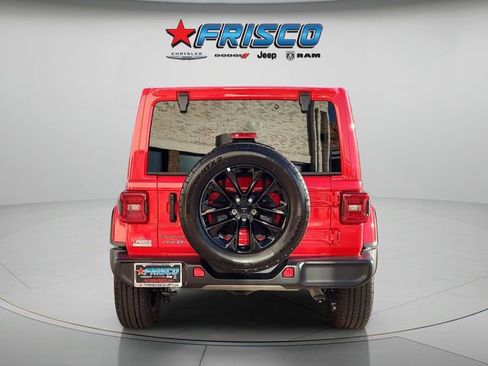 Certified 2025 Jeep Wrangler Unlimited Sahara image 6