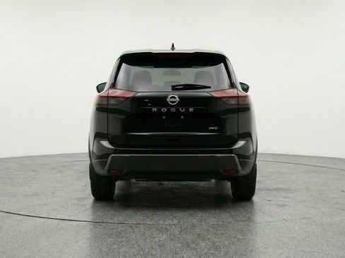 Used 2025 Nissan Rogue SV AWD/4WD image 7
