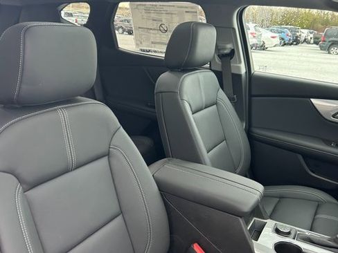 New 2025 Chevrolet Blazer LT w/ Midnight/Sport Edition image 49