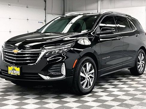 Used 2023 Chevrolet Equinox Premier image 11
