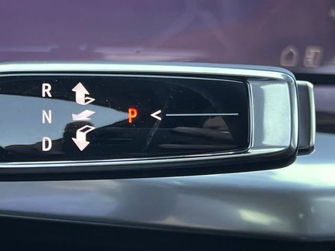 New 2026 Cadillac Escalade Luxury image 17